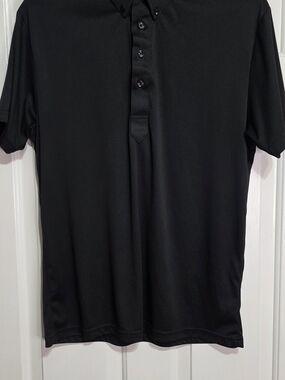 Men's Black Short-Sleeve Button-Down Collars & Co. Polo Shirt Medium. EUC